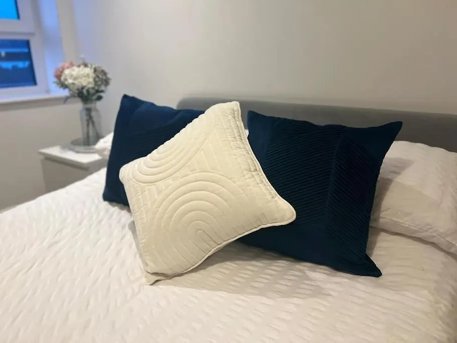 Hu1 Hull City Centre Modern Apartment Wifi Bath H9 Kingston upon Hull